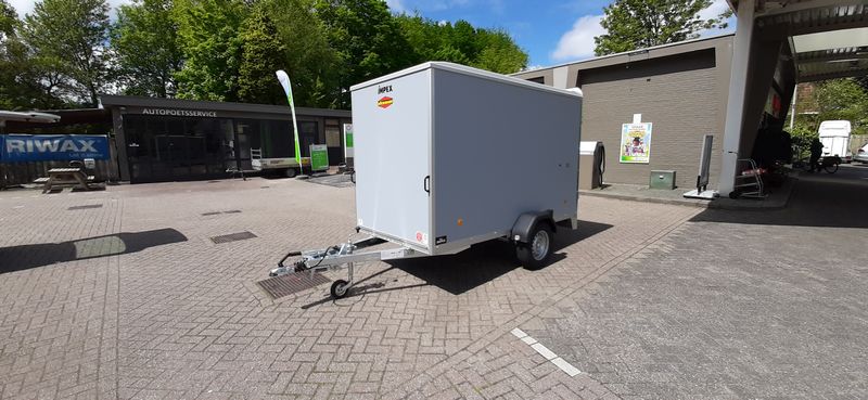 Kar 146 Dichte aanhanger met vaste opbouw groot (300x150x180)