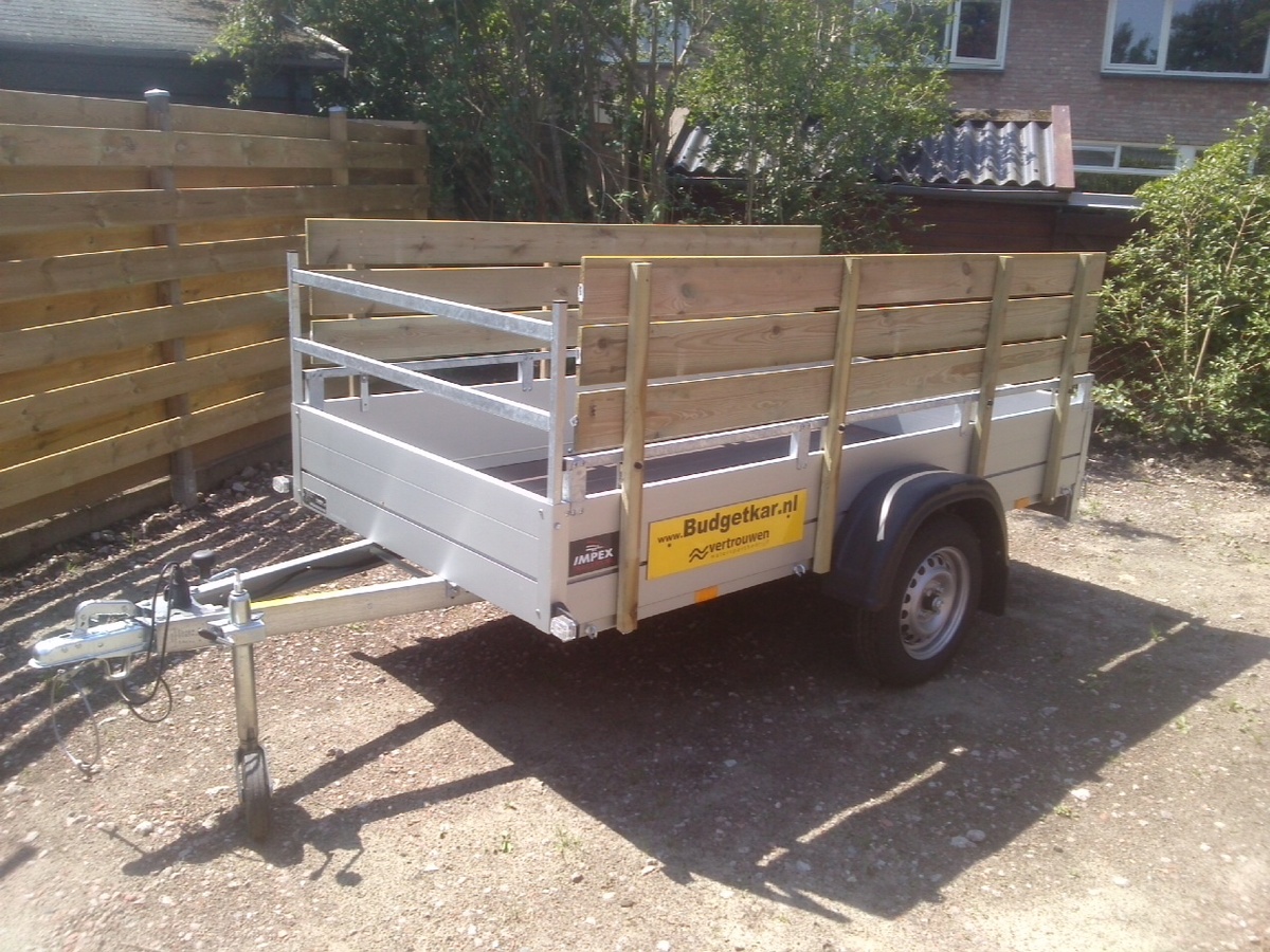 Kar 312 Open aanhanger standaard met hek (250x125)